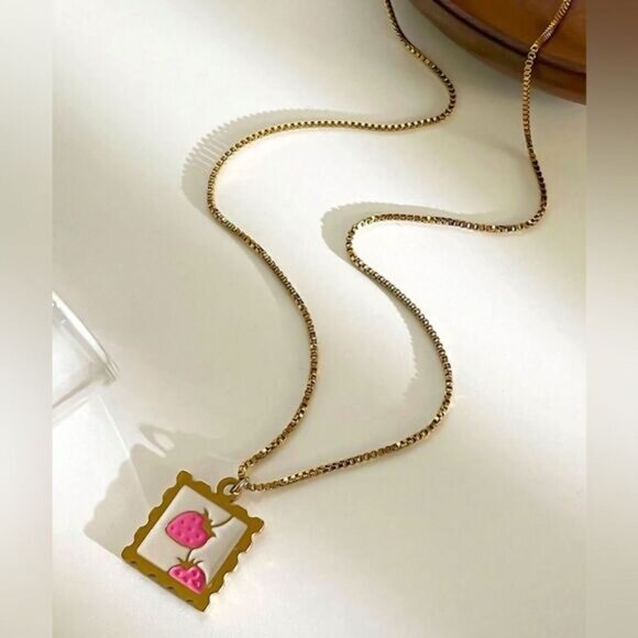 Anthropologie Jewelry - Strawberry Pendant Necklace Q70